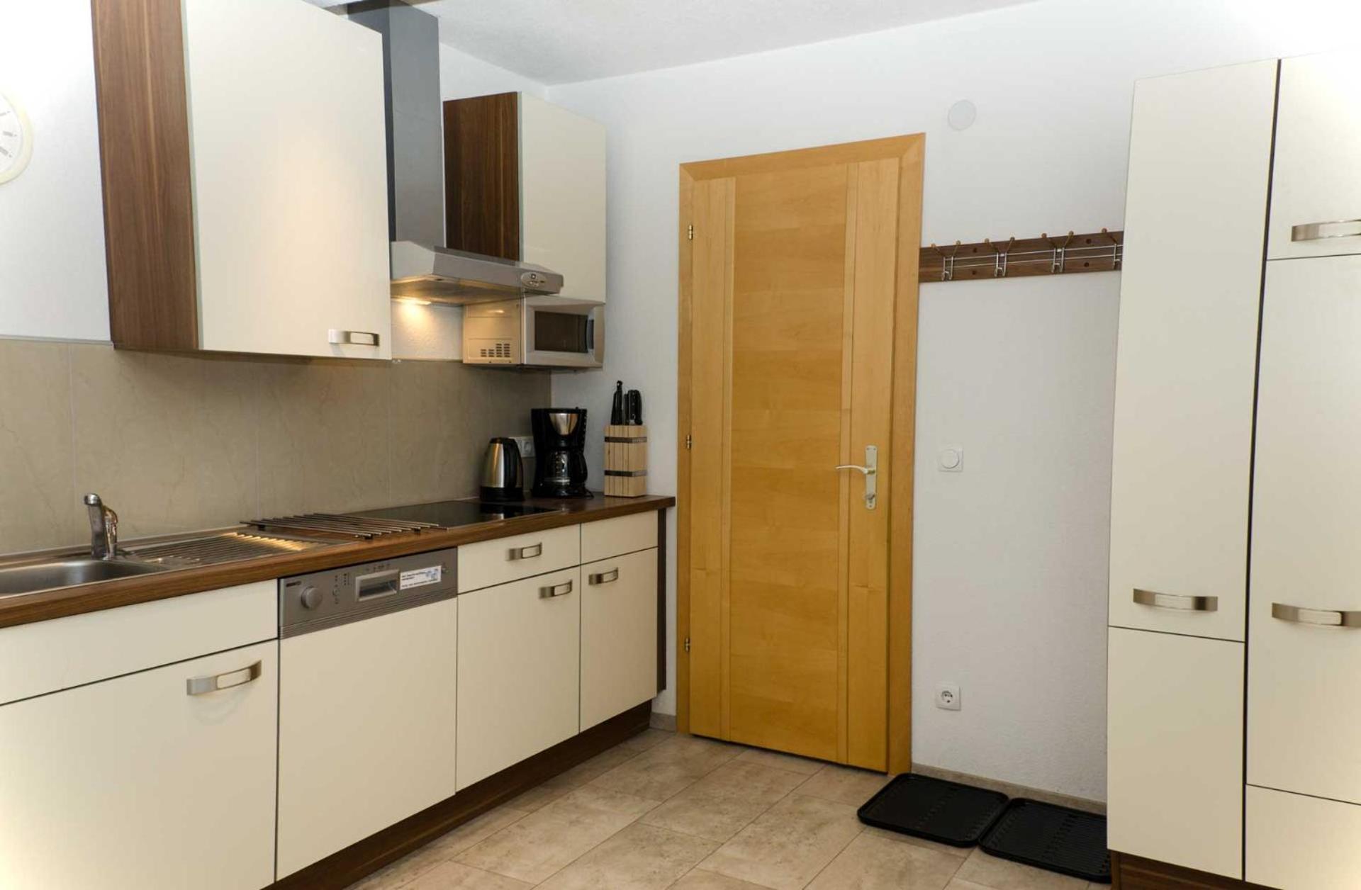 Haus Alpin Apartments Петной ам Арлберг Екстериор снимка