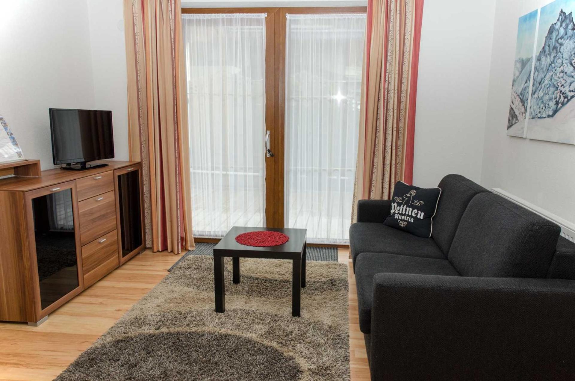 Haus Alpin Apartments Петной ам Арлберг Екстериор снимка