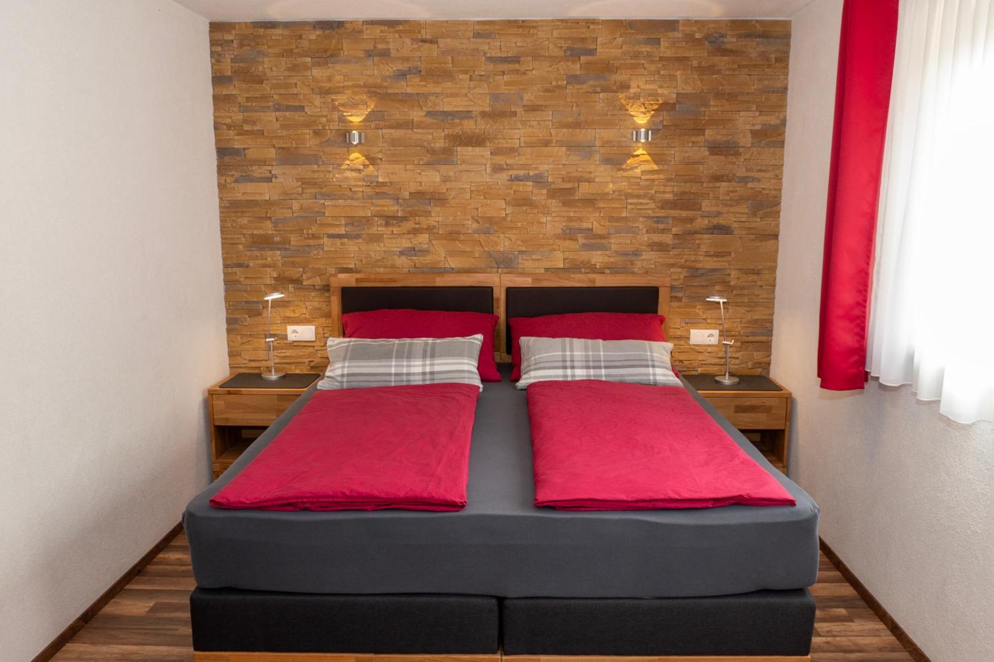 Haus Alpin Apartments Петной ам Арлберг Екстериор снимка